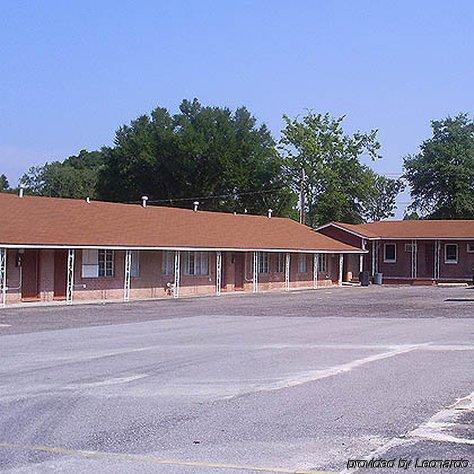 Crestview Inn Exterior photo